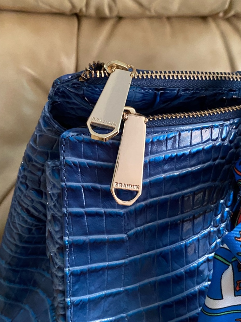 LKNW Brahmin LARGE Finley Carryall Bluebonnet? Melbourne Leather Business Bag - Picture 5 of 16